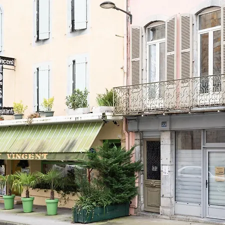 Neuf Apartman